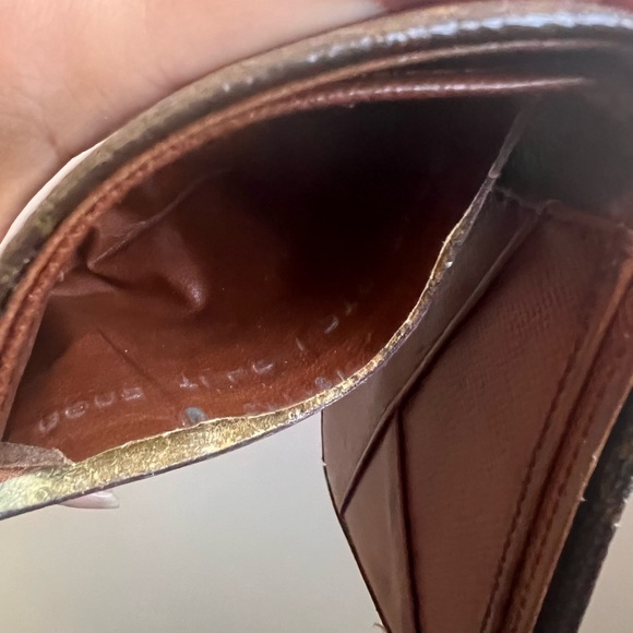 Vintage Vuitton Bifold wallet - Picture 13 of 13